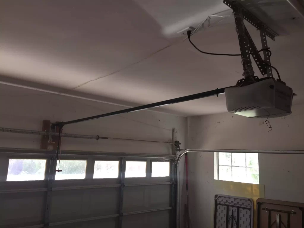garage-door-opener-repair-Hampton
